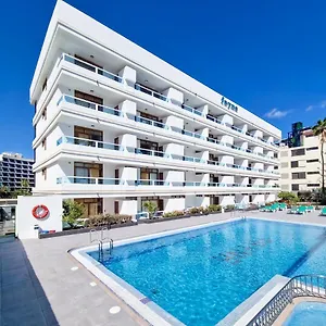 2* Apartmanhotel Fayna
